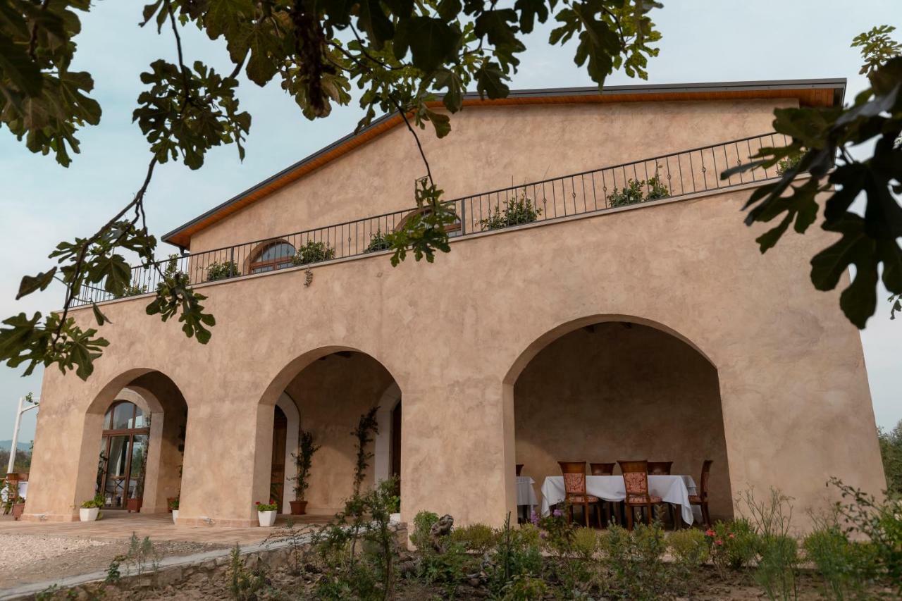 Agroturizem Gjepali Hotel Shijak Exterior foto